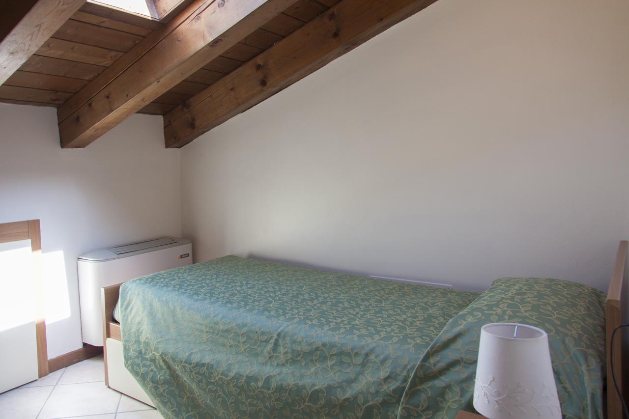 Lauri & Faggi Aparthotel Desenzano del Garda Exterior foto